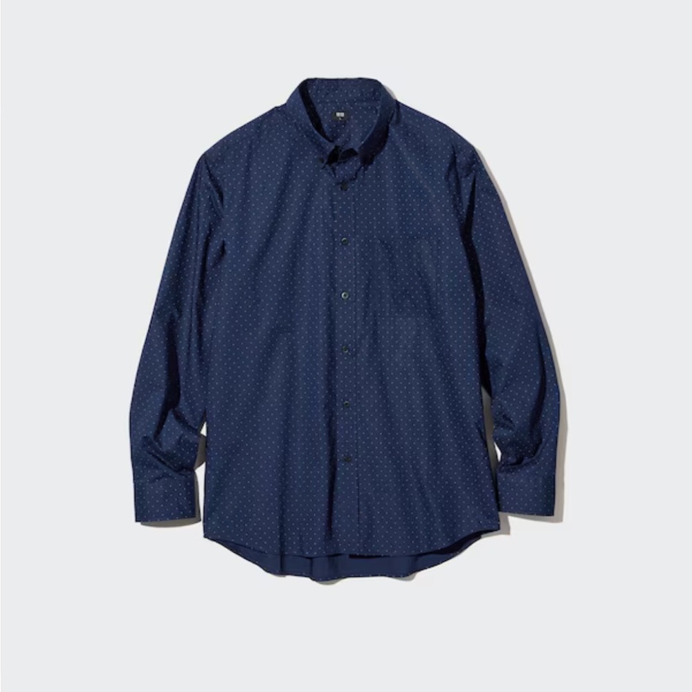 NWT Uniqlo broadcloth blue dotted button down